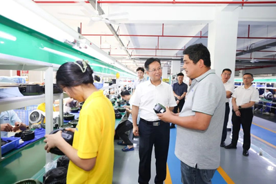梁丁盛調研重點工業企業 深化電子產品研發創新，筑牢高質量發展根基